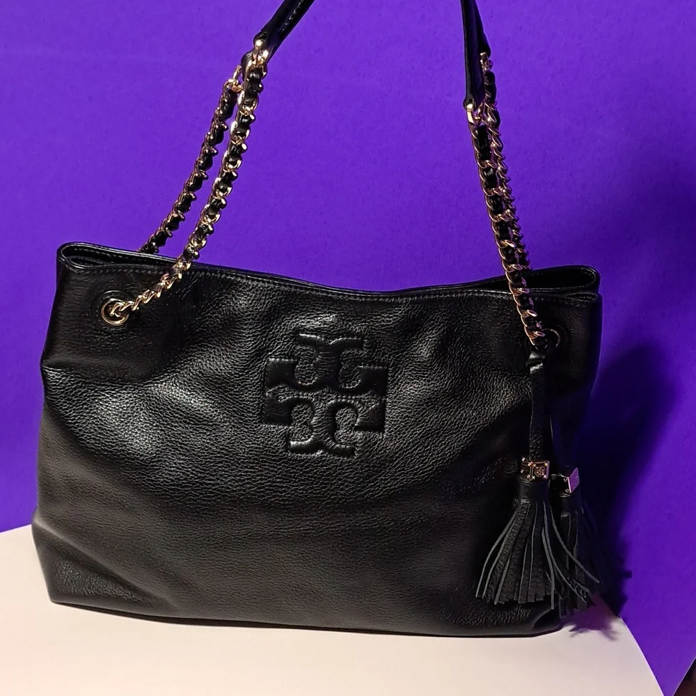 Tory Burch Thea Slouchy Chain Tote Beautiful🖤 - Picture 1 of 13